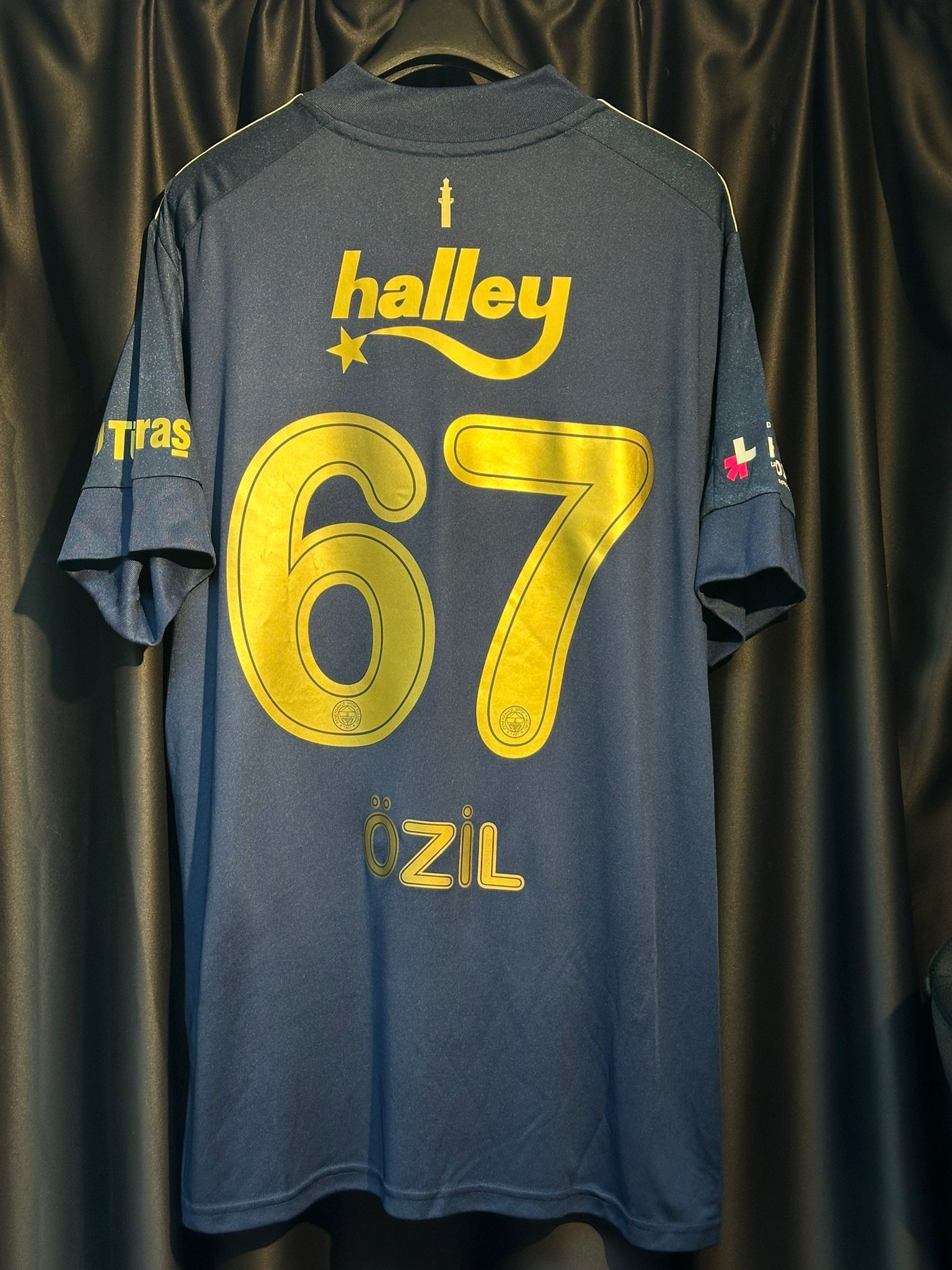 20/21 費倫巴治3RD 球衣 #67 OZIL (USED , 9/10)