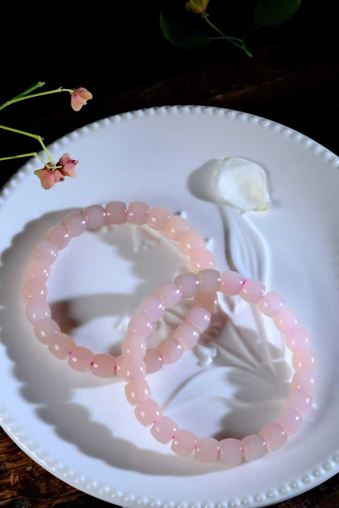 1014740 和田玉粉色手串 (8-9mm直徑)