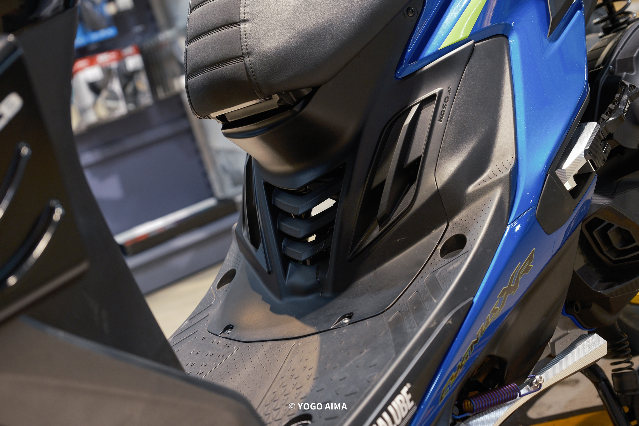 七代戰改裝新品 KOSO 導風造型胸蓋