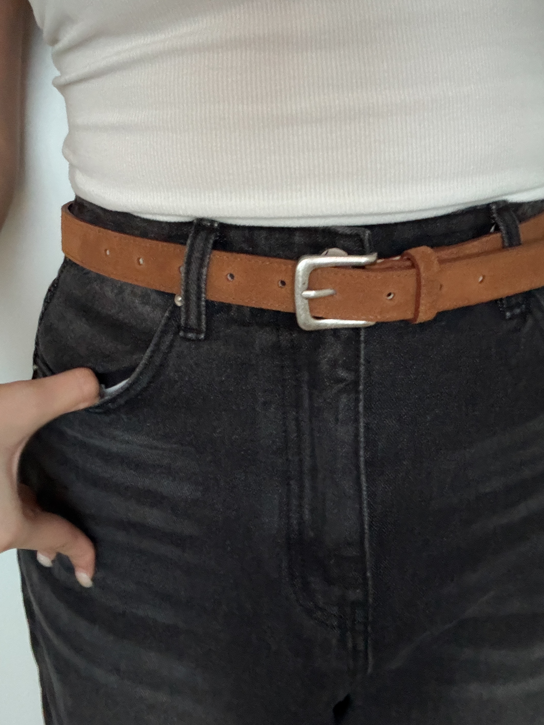 Suede belt