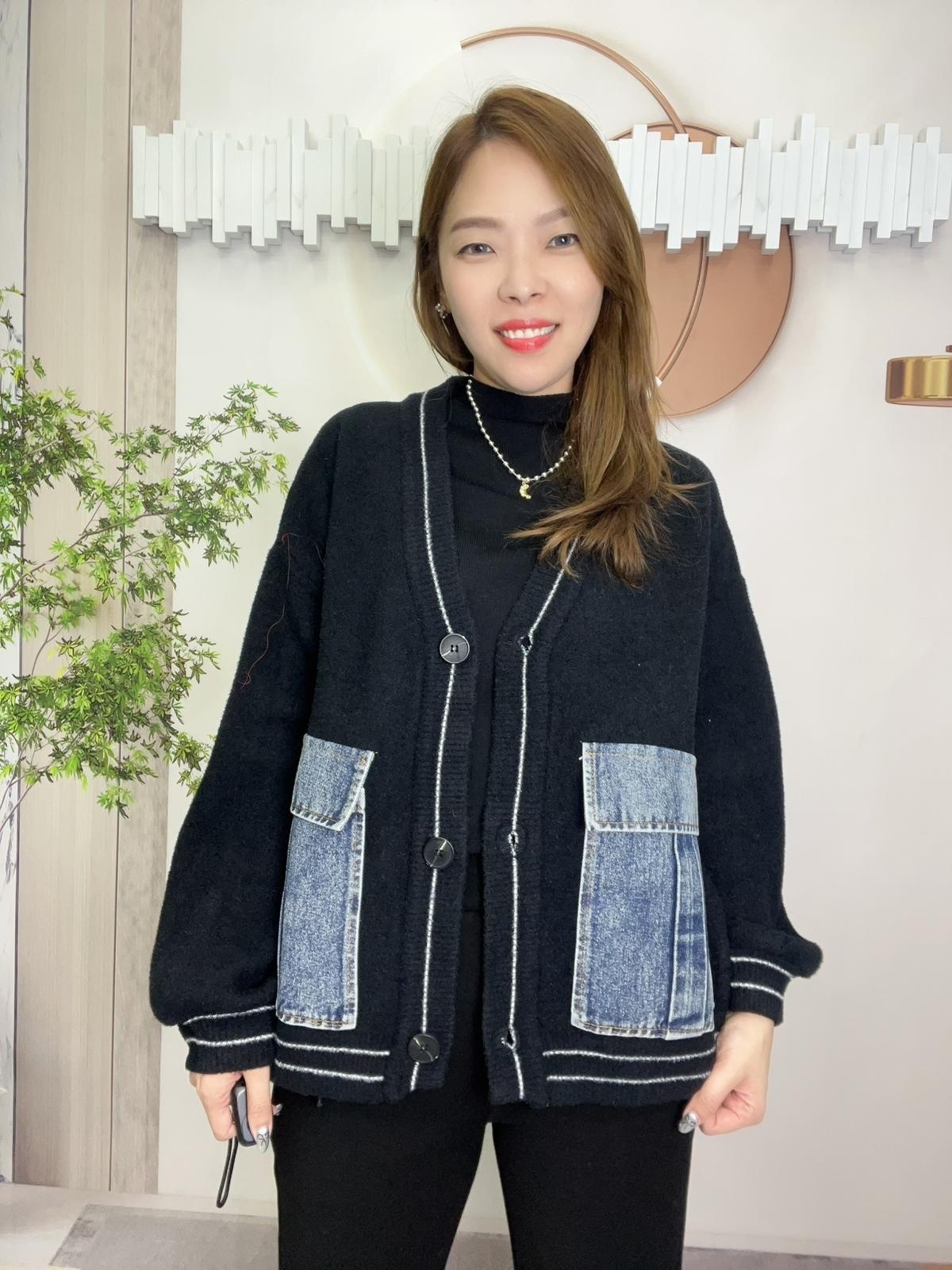 韓國薄毛絨拼牛仔外套~119C