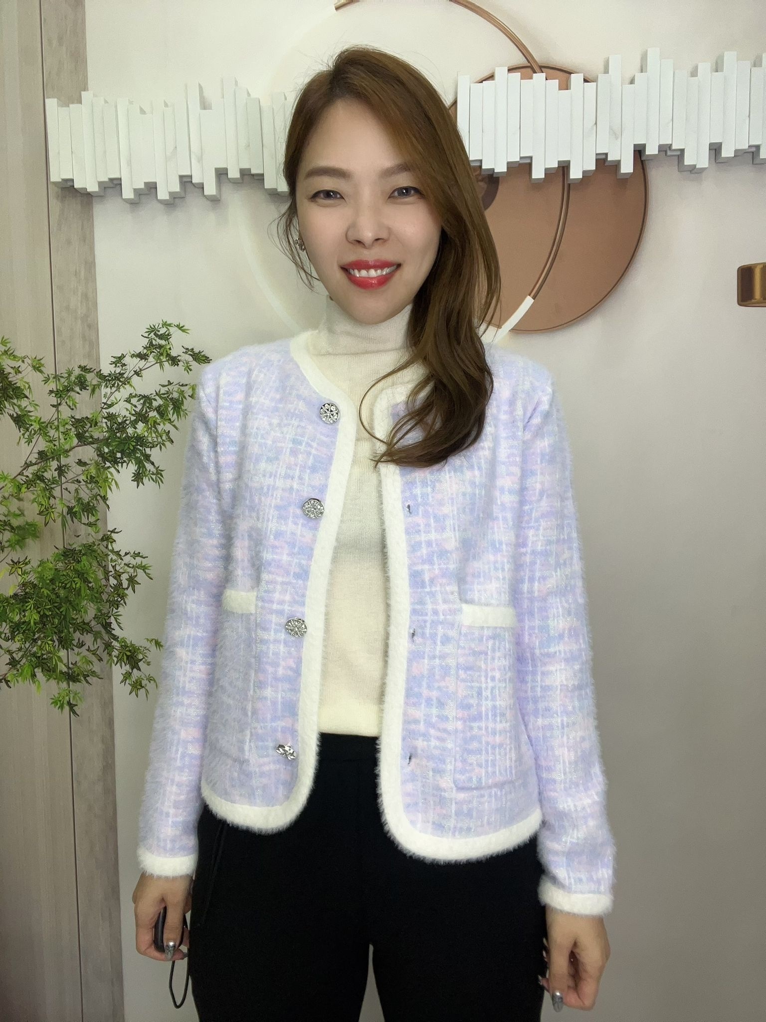 韓國薄毛絨格仔紋外套~119E