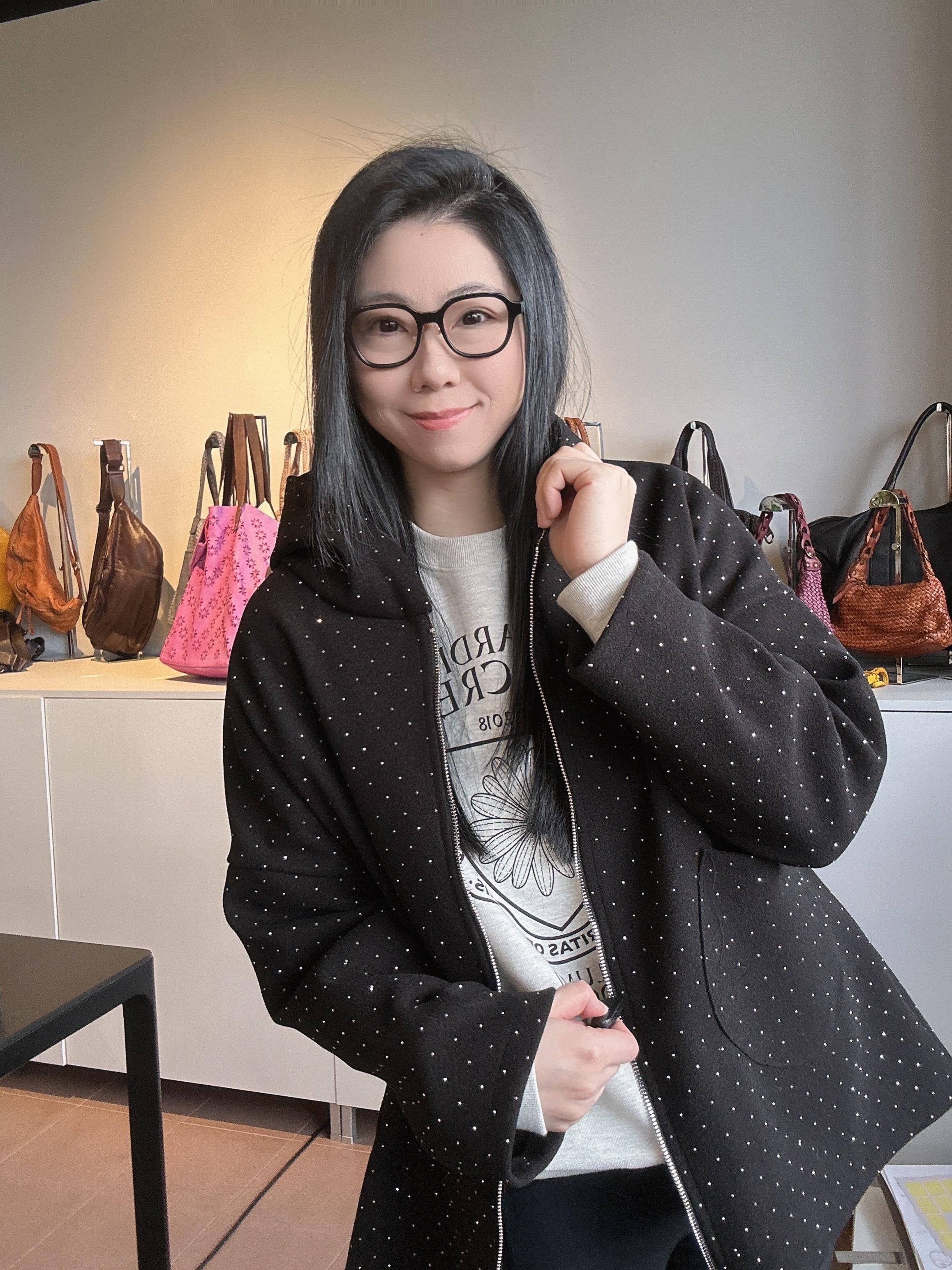 【直播】意大利 LL102758 閃石拉鍊外套