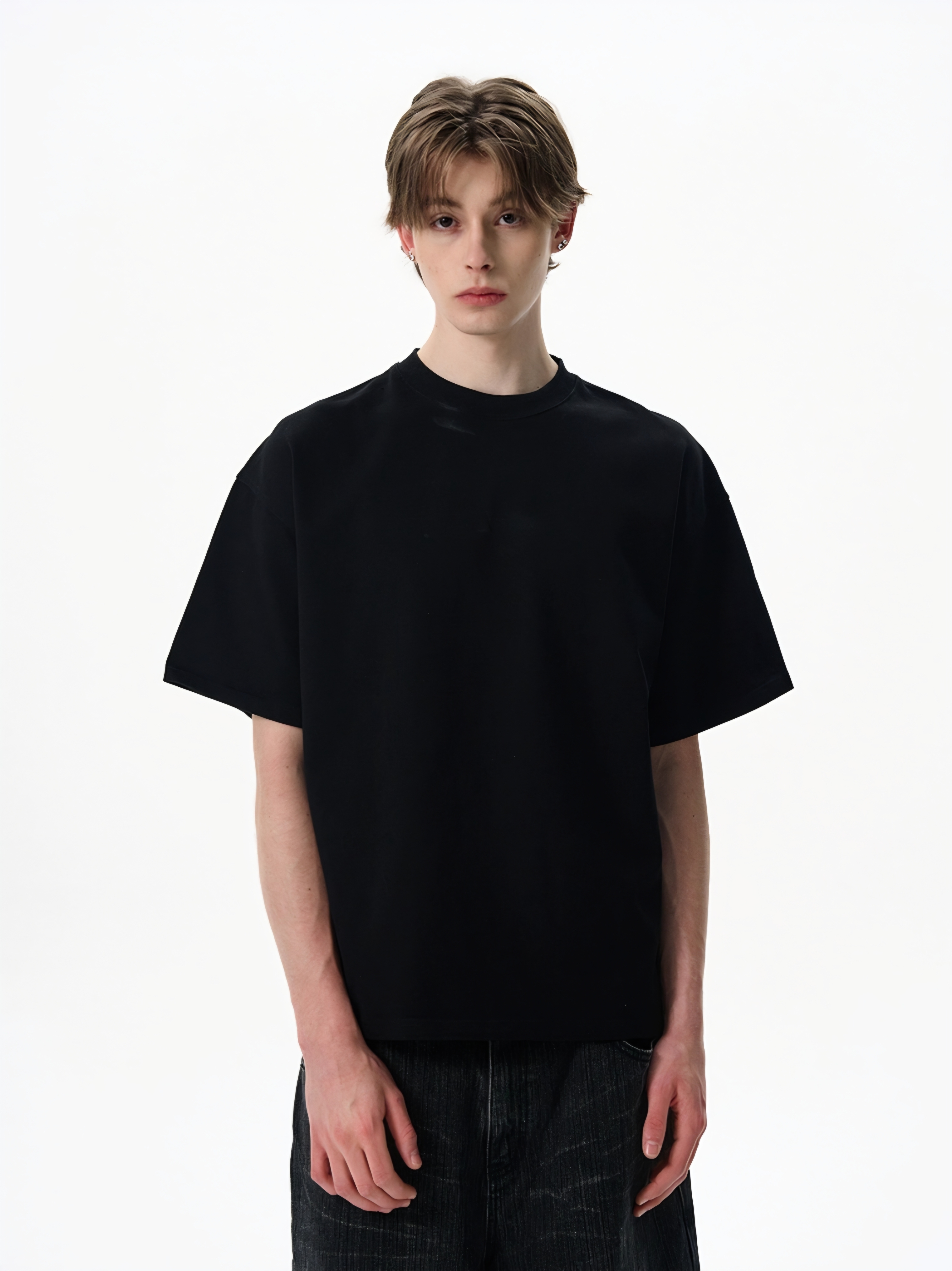 017. Oversized Mock Neck Tee