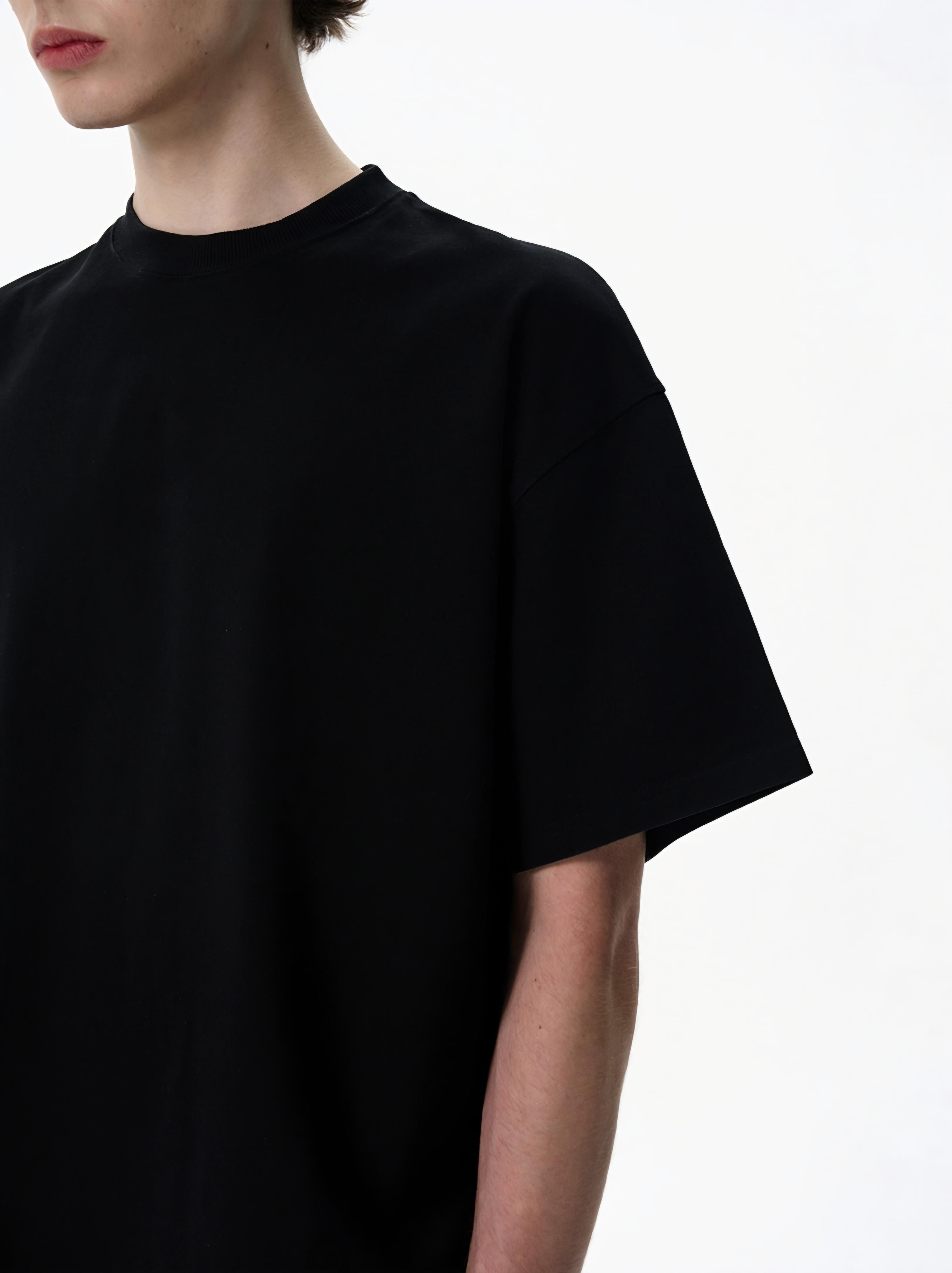 017. Oversized Mock Neck Tee
