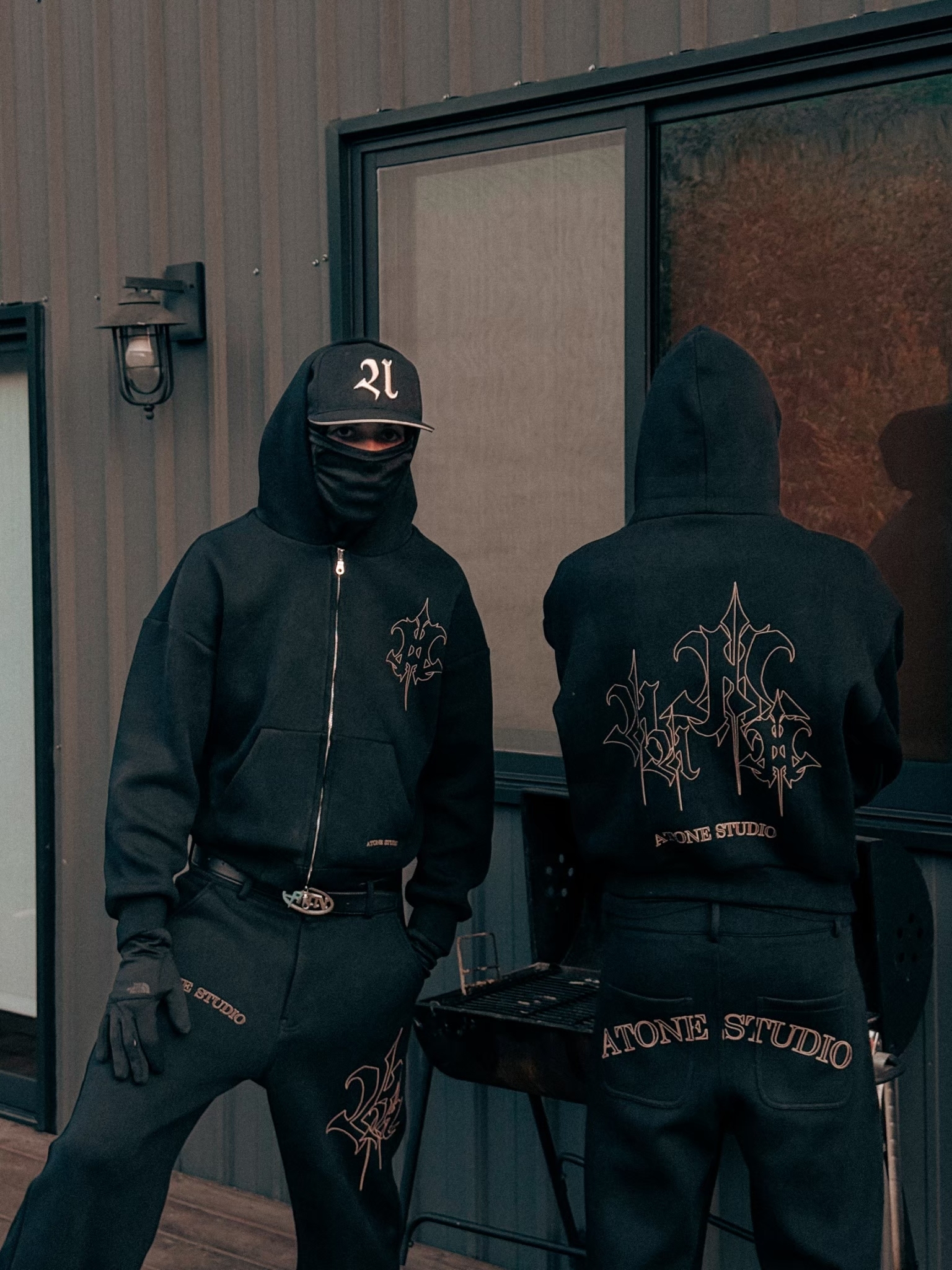 ATONE STUDIO 皇家Logo 雙拉鏈連帽外套 ATONE “FAMILY ONLY” HOODIE JACKET