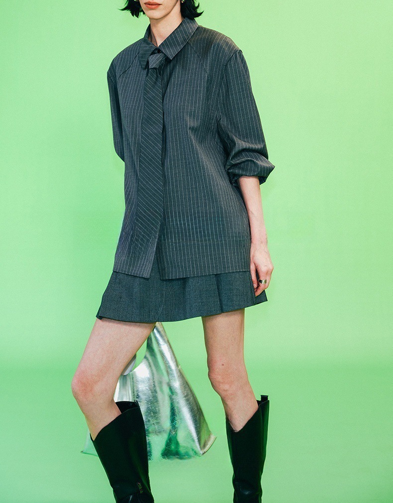 寬版條紋襯衫+領帶