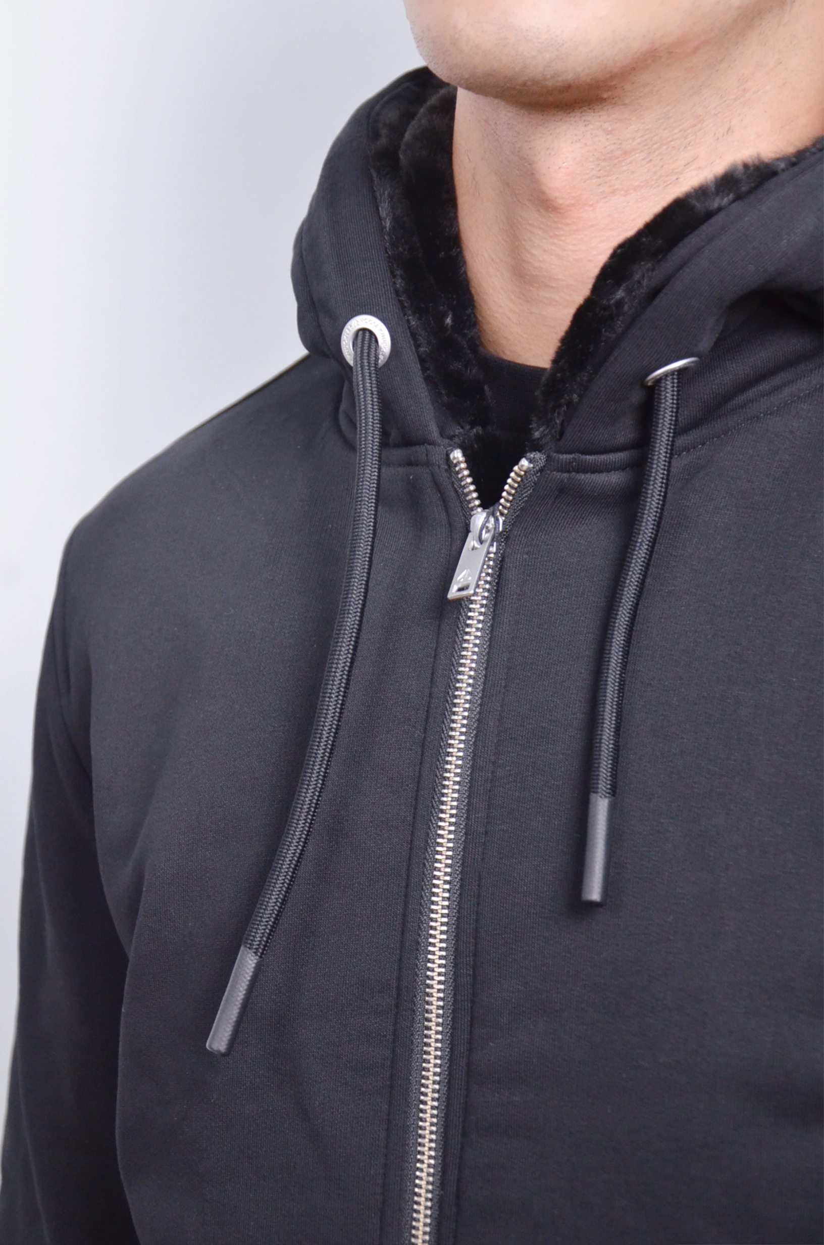 Moose Knuckles 刷毛連帽外套【M32MS600】