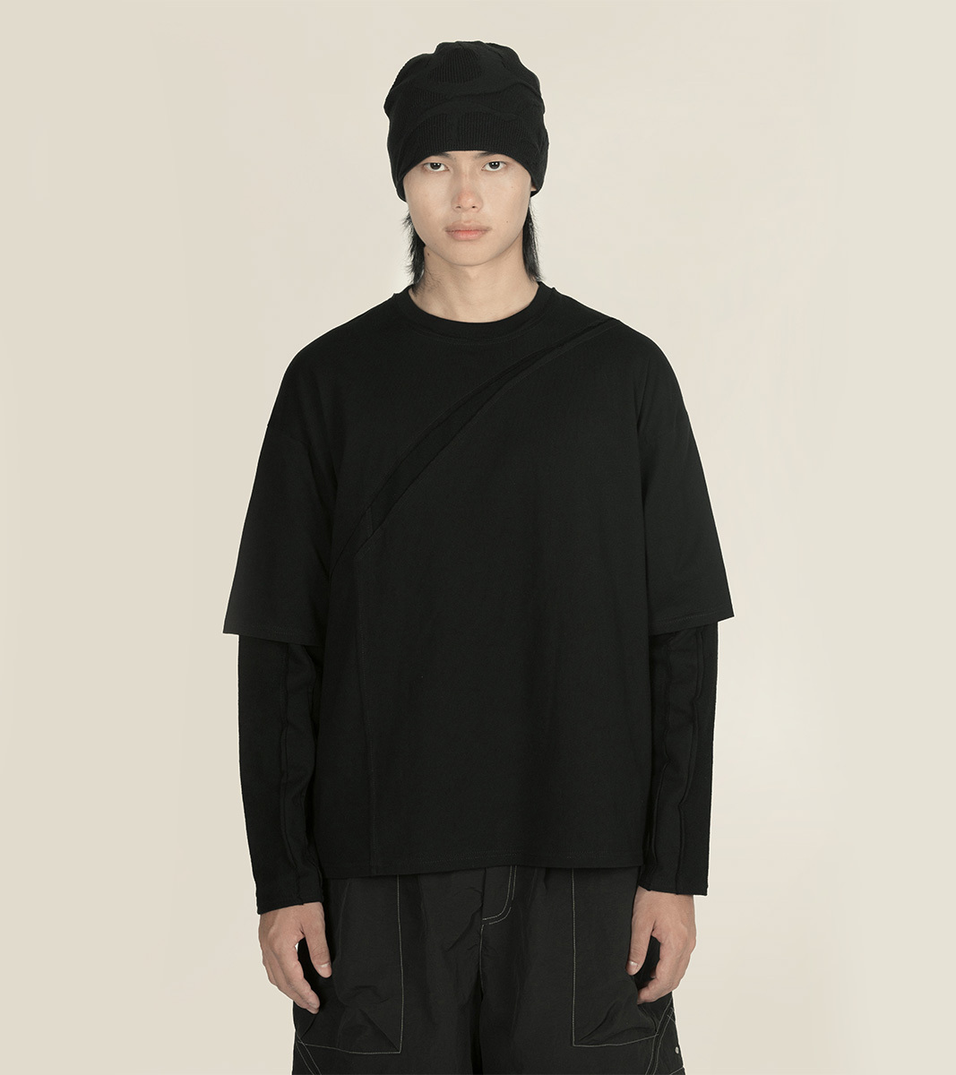 nozzle quiz®｜Misty L/S Tee (Black/Iron)