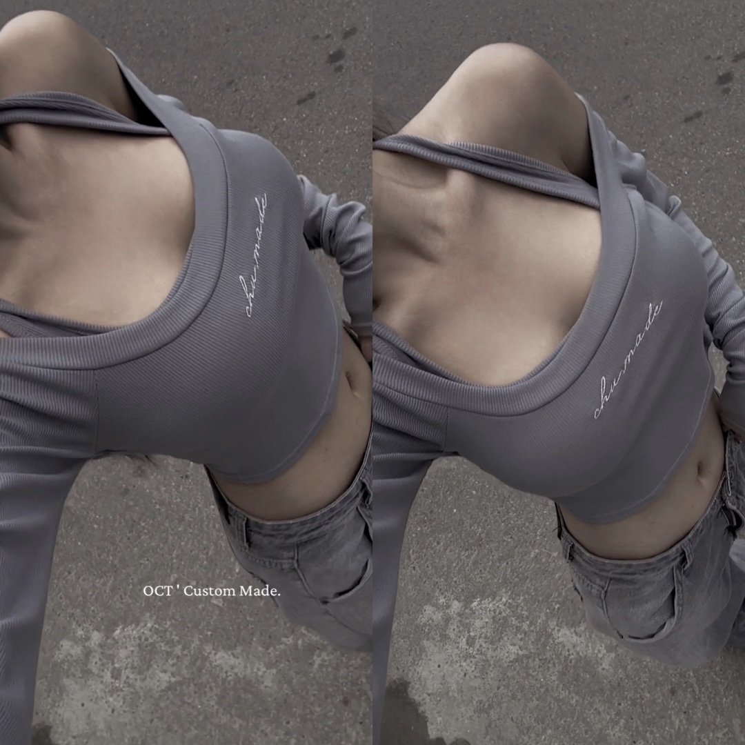 【 𝐂𝐇𝐔-𝐌𝐀𝐃𝐄 】10.30 私藏 ‘顯瘦公式’ 假兩件式一字領Bra T