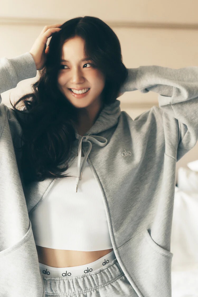 ALO Accolade Full Zip Hoodie Jisoo 代言款