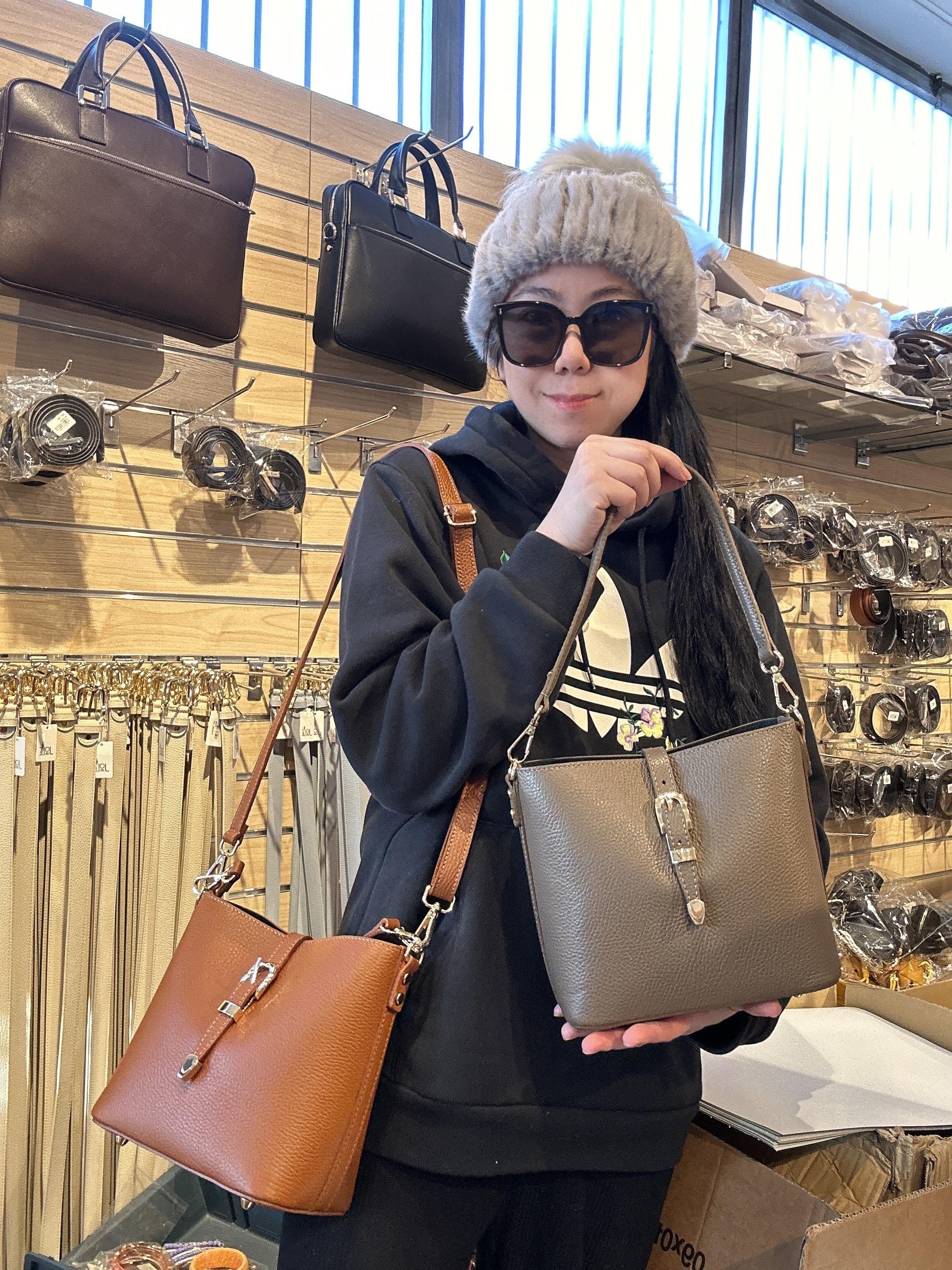 【直播】意大利皮具 LL102618 側孭手提包