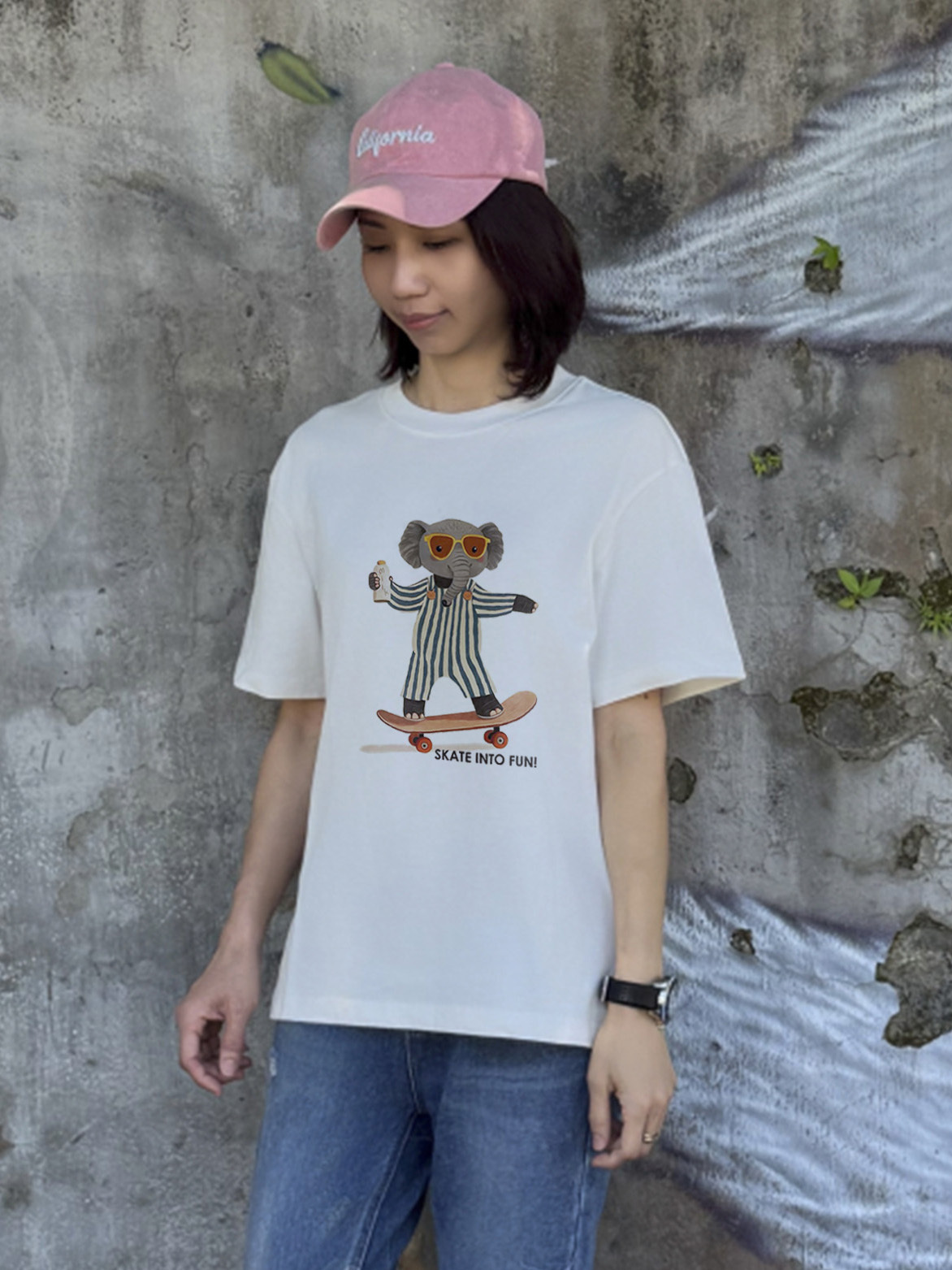 滑滑小象插畫棉T｜一起衝向開心時光