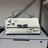 [S] KARL LAGERFELD WINTER WHITE/SILVER L5GEU5EG-W2V NICOLETTE CROSSBODY WITH CATE PINS, 198913894967 (SKL1388)
