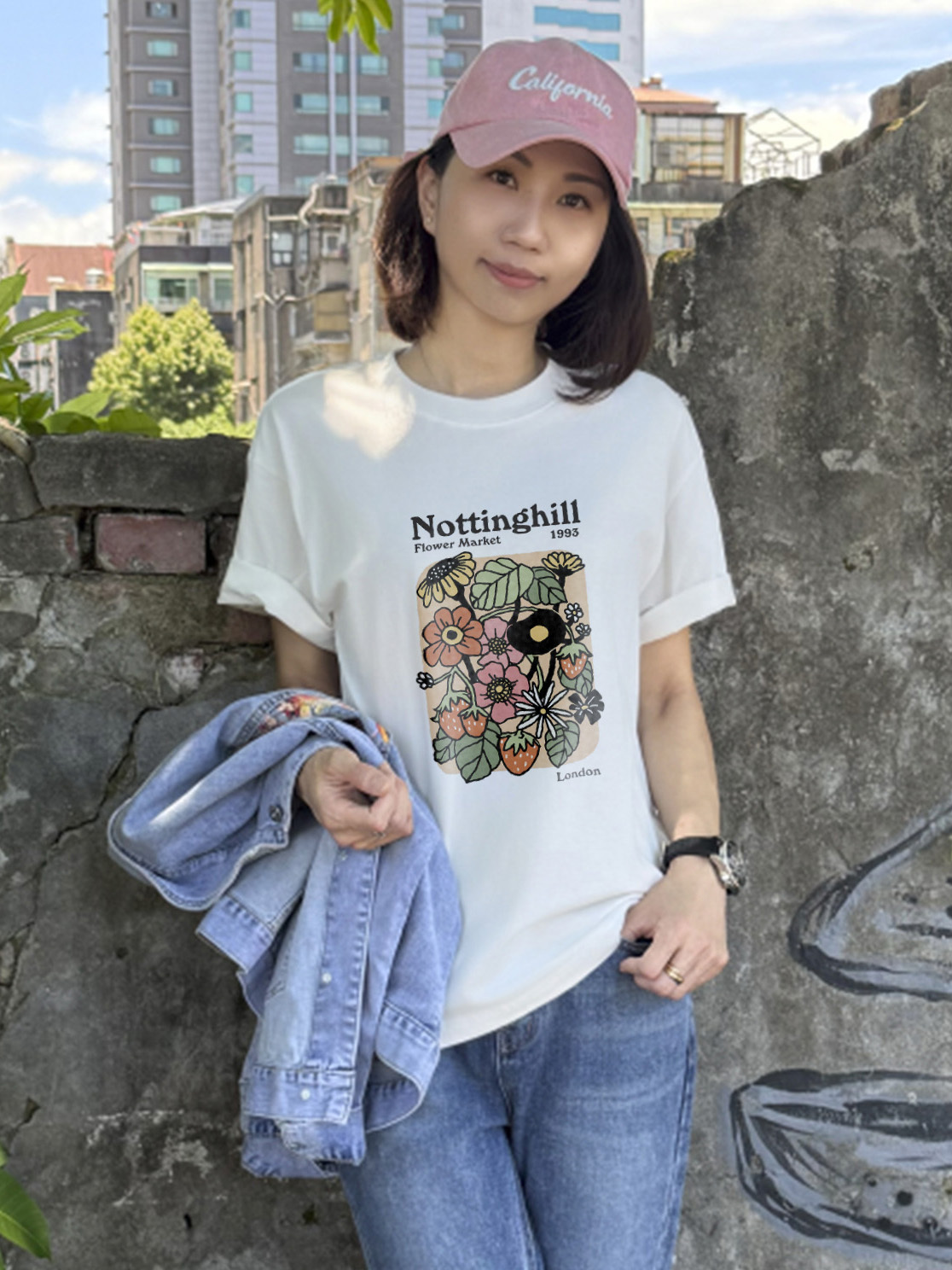 穿上盛開的生活感｜Nottinghill 花市插畫棉T