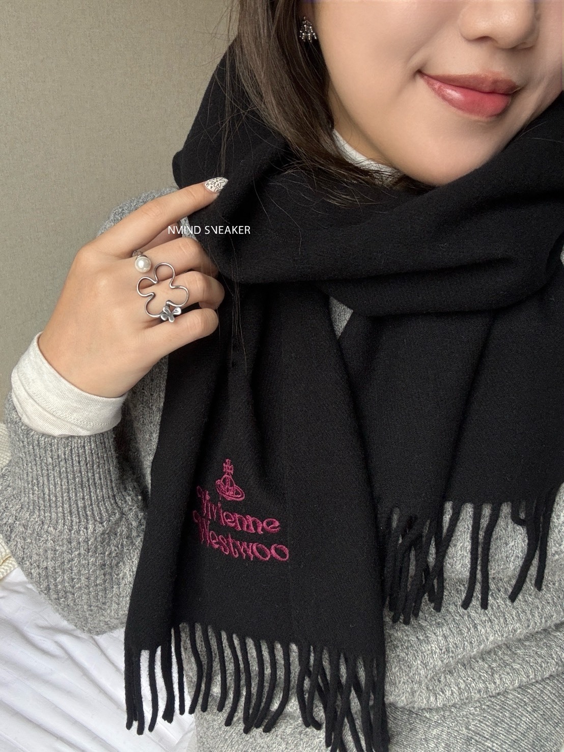 <🎁禮物首選> Vivienne Westwood 西太后 100%羊毛圍巾