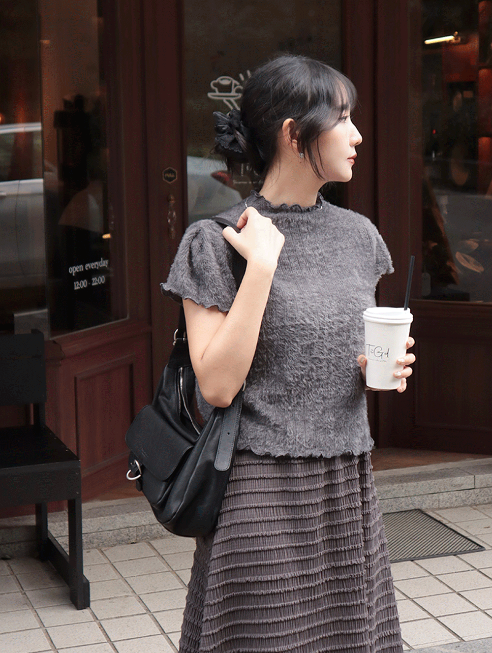 25H101 本期推薦*3 簡單浪漫高質感馬海毛毛上衣(彈性超好)