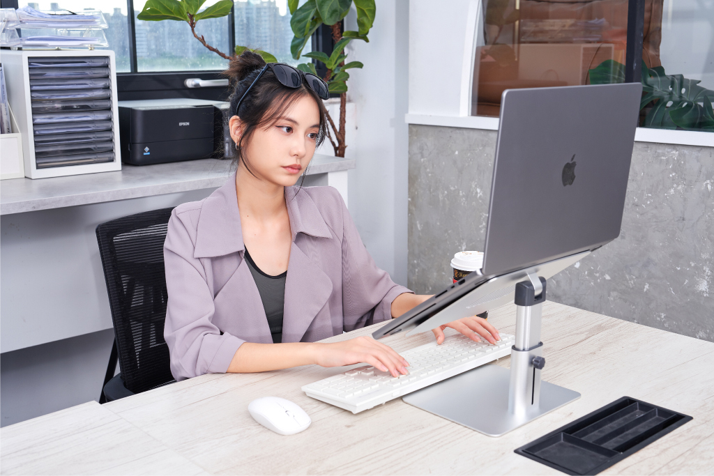 頑皮鬼 Elevon【多功能螢幕筆電支架】