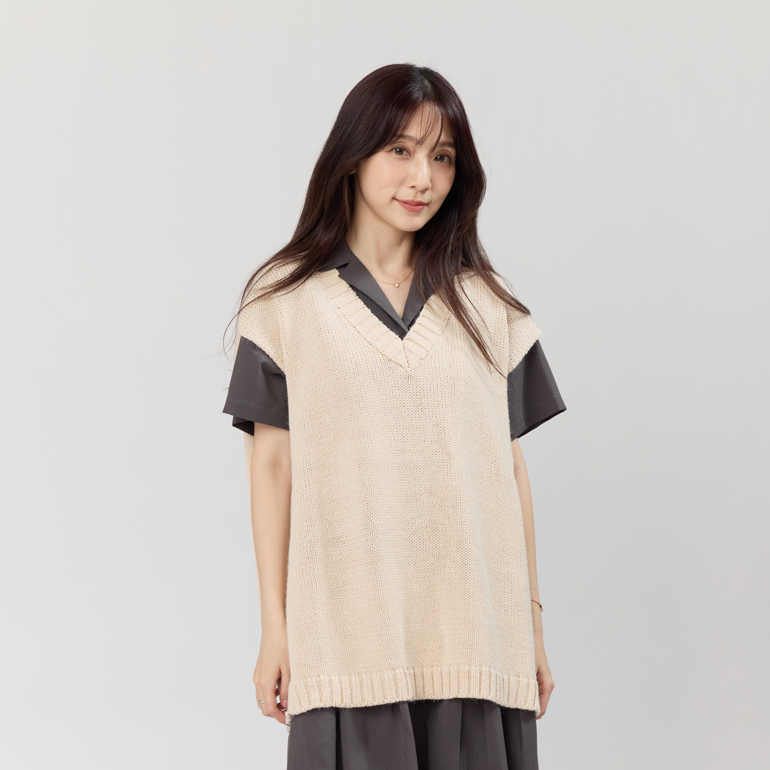 DeniseV領小岔寬版背心/奶茶