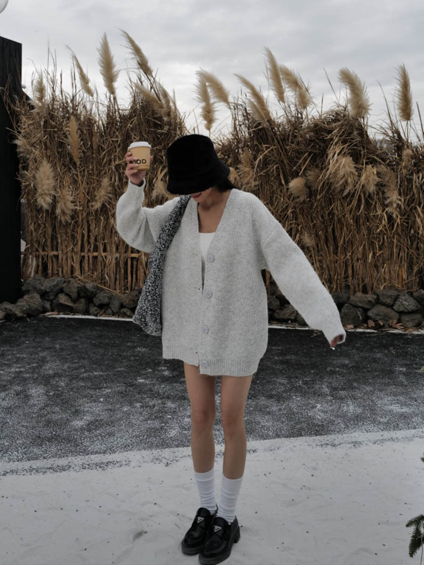 同色系釦厚磅針織外套*3色