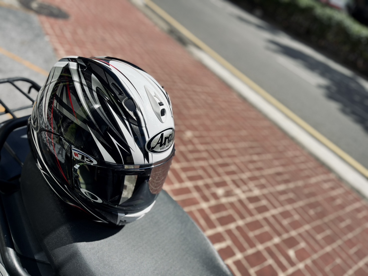 ARAI RX-7X 彩繪RADICAL WHITE 激進白全罩