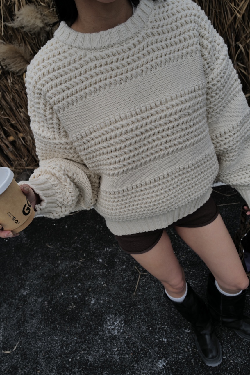 厚磅麻花米白色毛衣