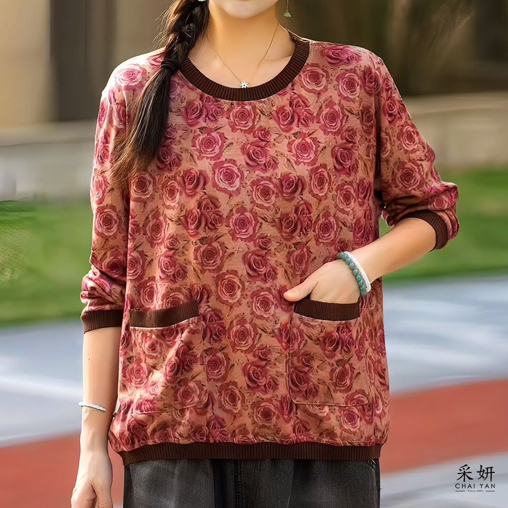 滿版玫瑰雙口袋圓領長袖上衣