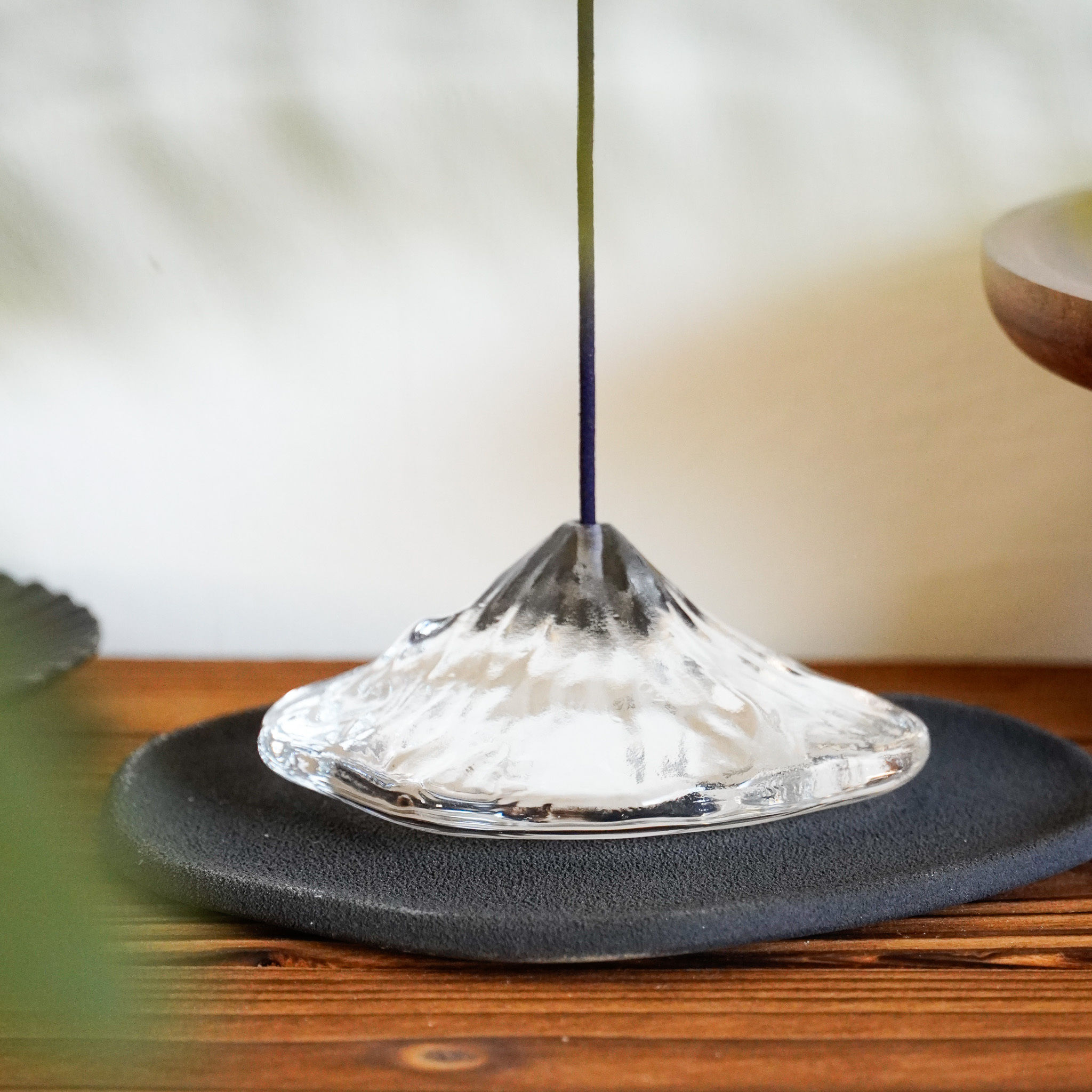 質感富士山形底座香插 兩色售