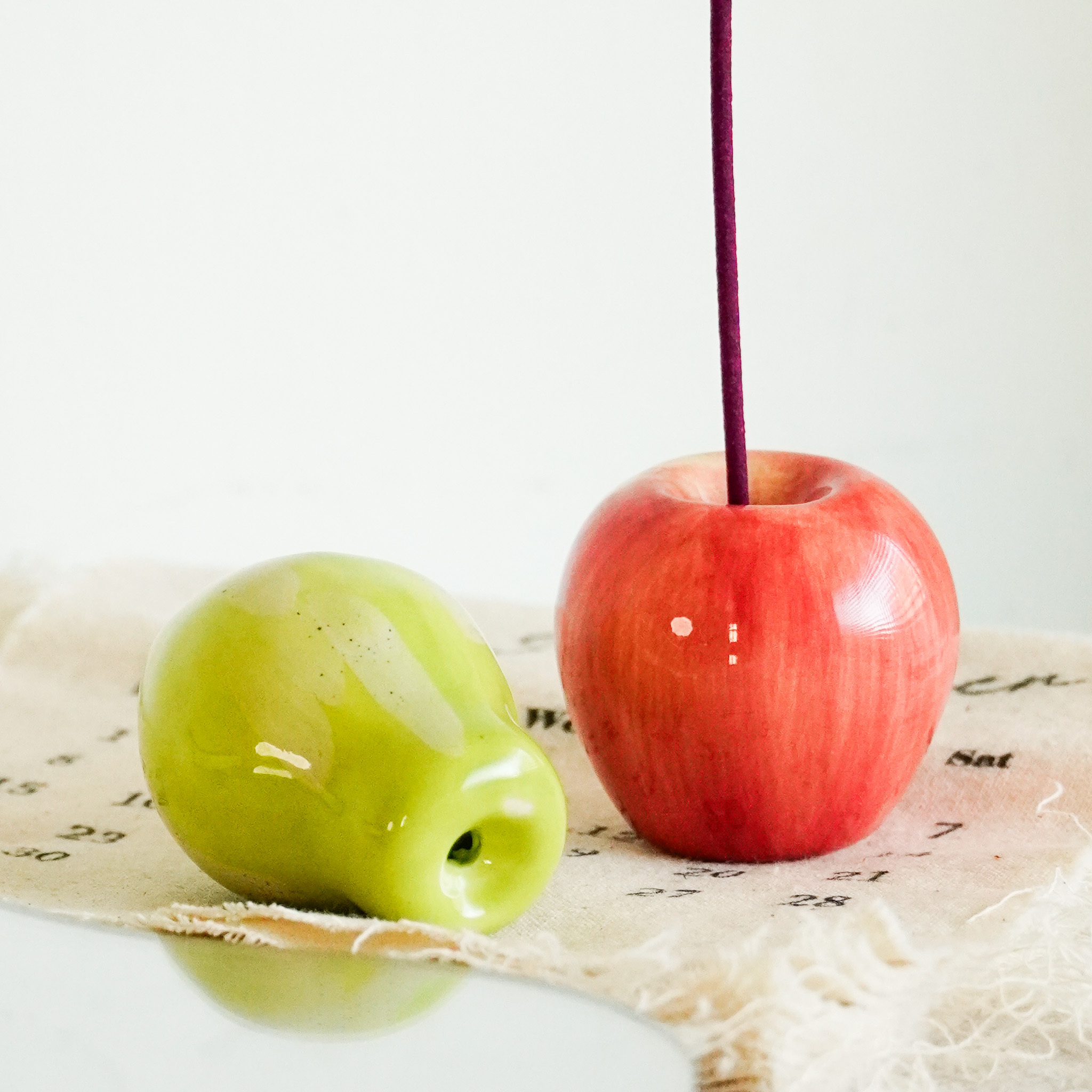 水果造型陶瓷香插 共兩款