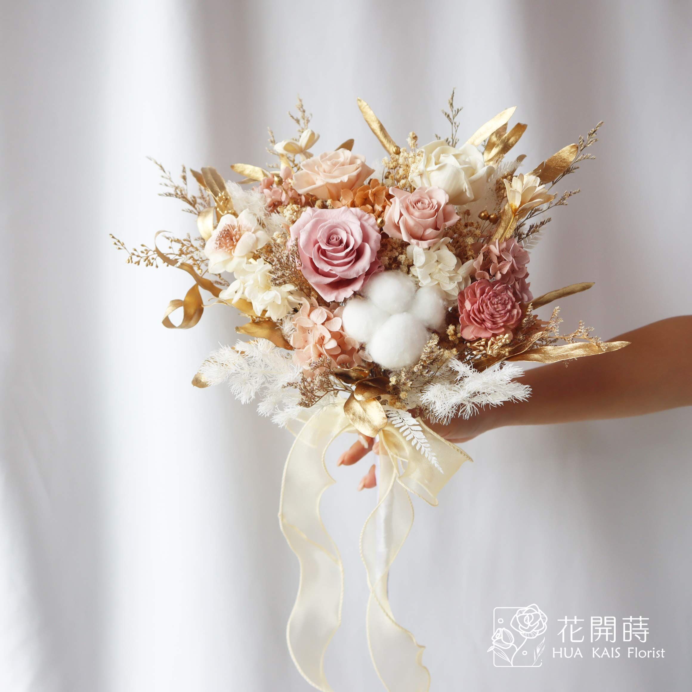 新娘捧花|奶粉金28cm新娘捧花|永生花捧花|外拍捧花|韓式捧花|圓形捧花|奶茶色捧花|捧花|永生捧花