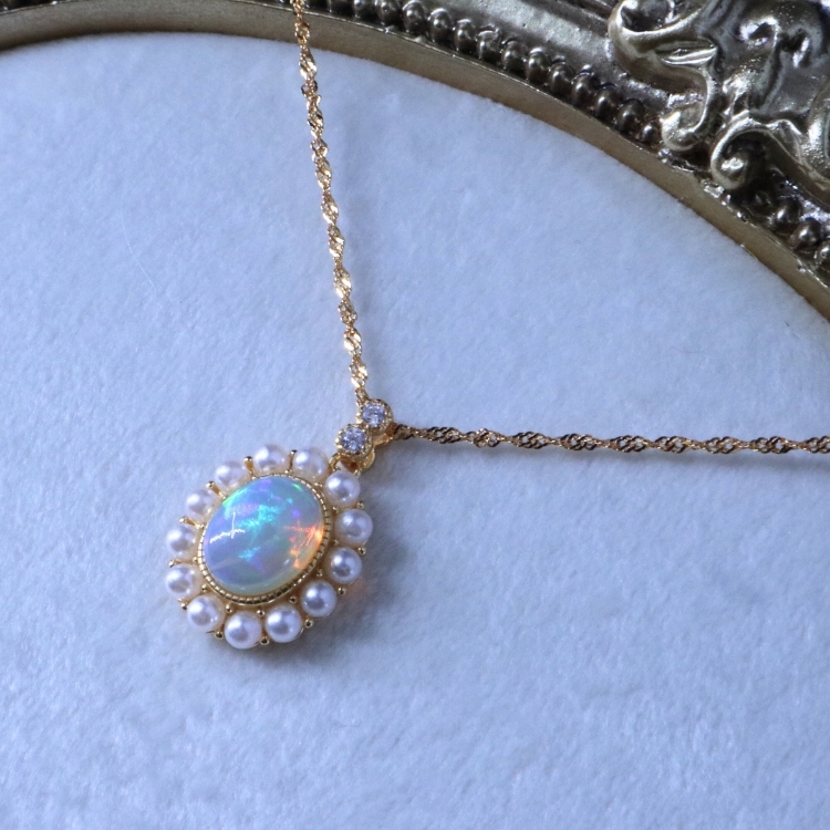 【輕珠寶・限定孤品】珍珠花圈歐泊 純銀項鍊