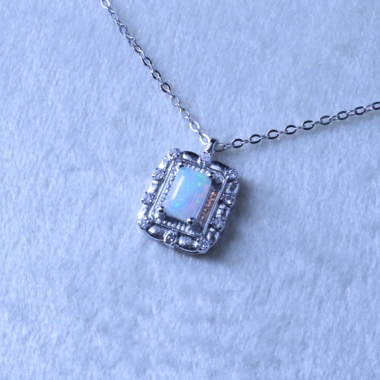 【輕珠寶・限定孤品】畫框歐泊 純銀項鍊 金 / 銀 二色