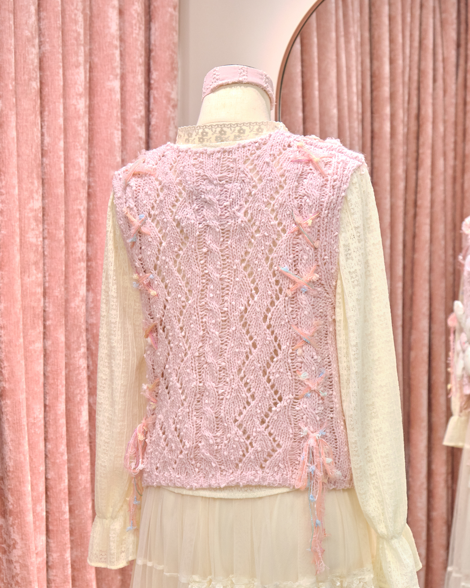 12896 Hand-Stitched Floral Lapel Knitted Vest Cardigan