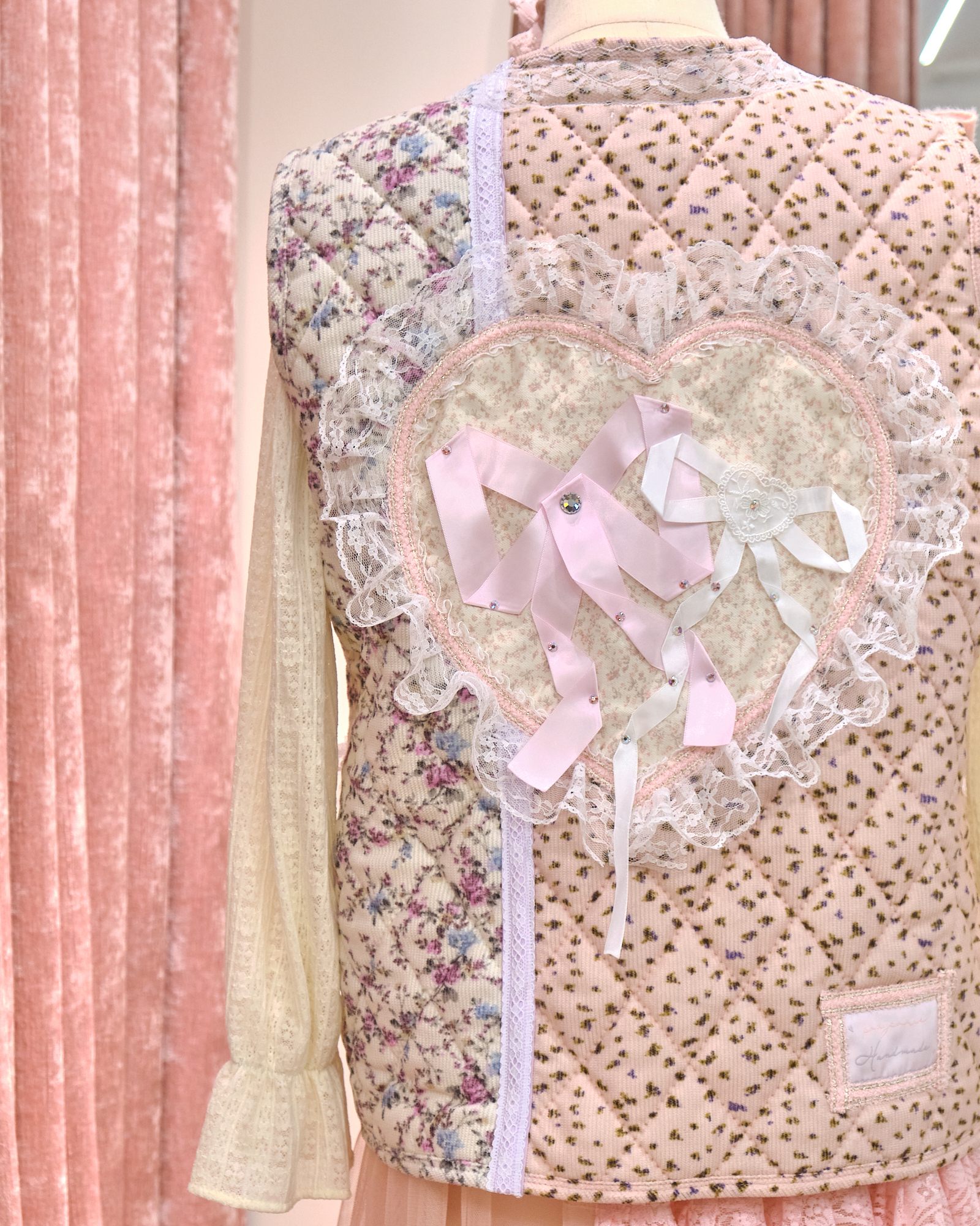 12894 Hand-Stitched Floral Lapel Knitted Vest Cardigan