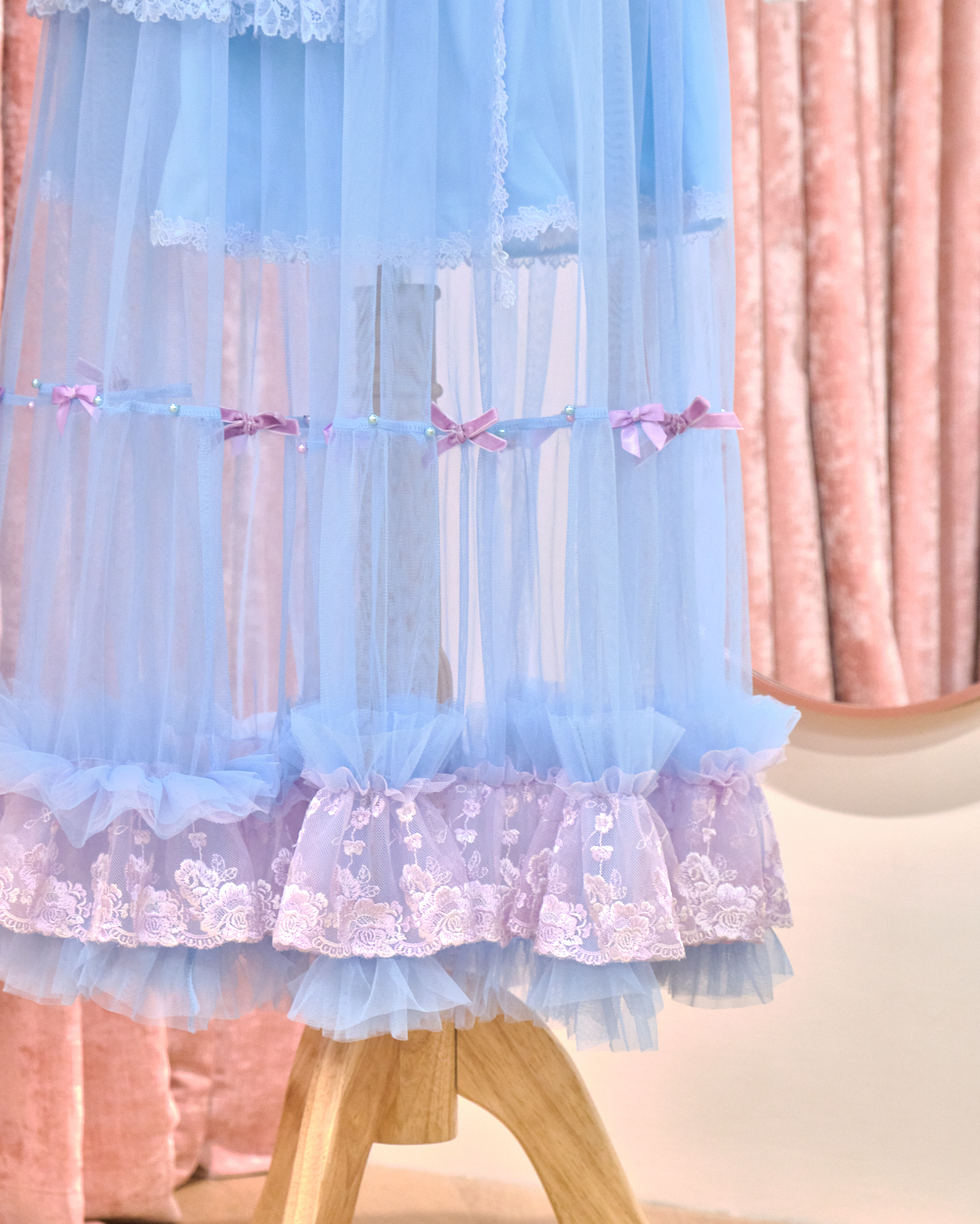 12890 Puffy Cloud Ruffle Hem Sheer Mid-Length Skirt