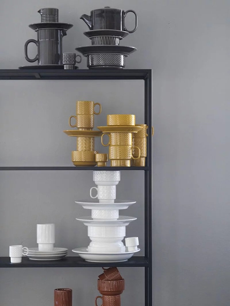 Sagaform-Coffee & More濃縮咖啡杯,共有灰色款、墨綠款、白色款,結合浮雕裝飾