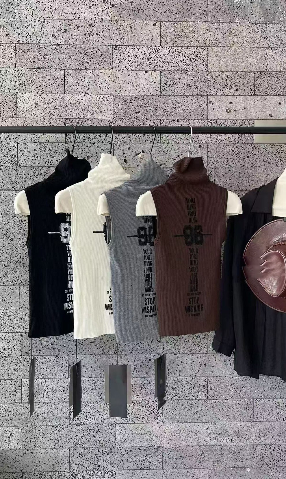 高領針織字母背心