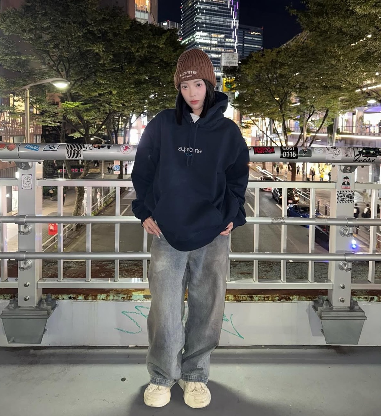 Supreme FW25 Classic Logo Shop Hooded Tokyo Exclusive 東