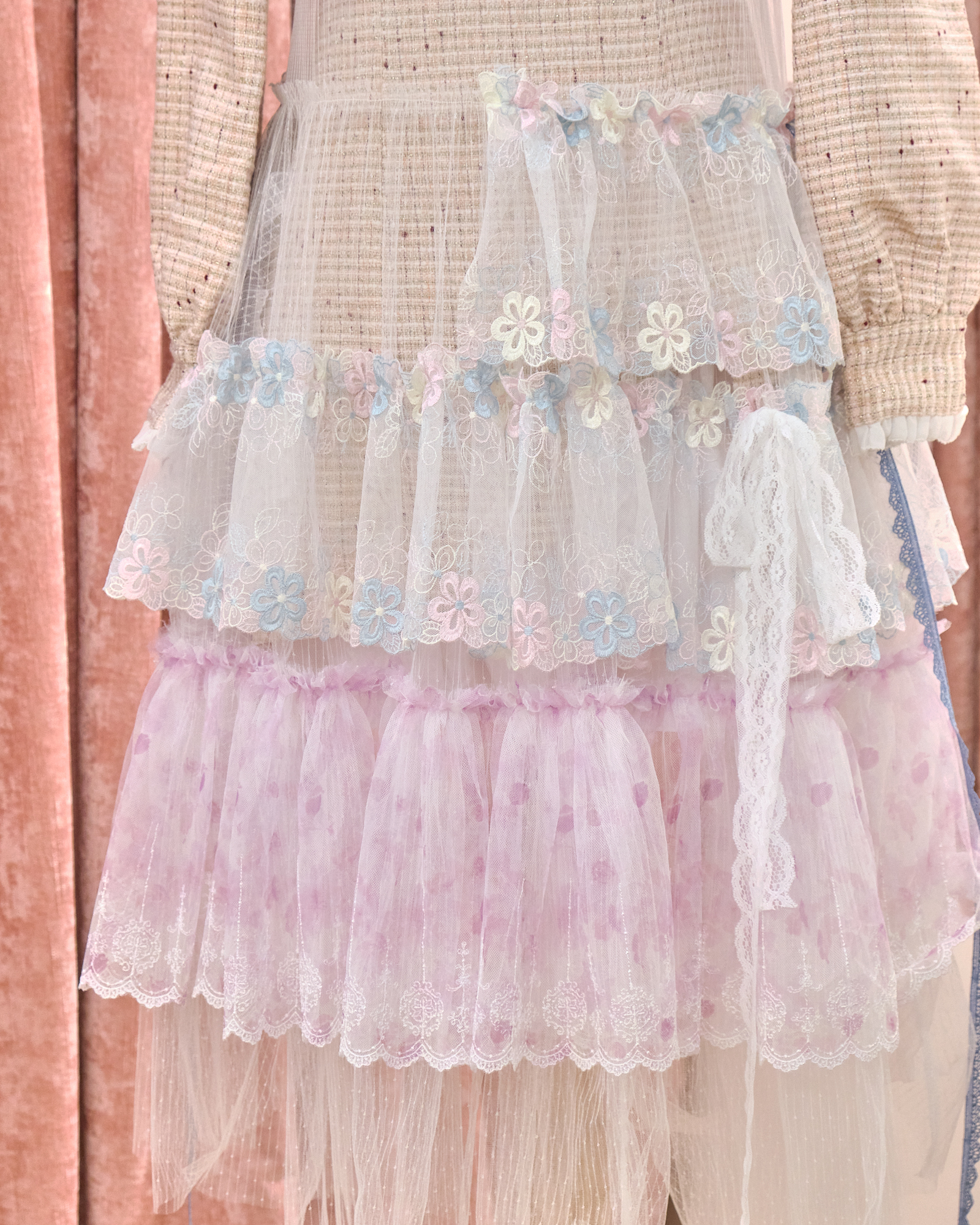 12883 Classic Lace Strap Cupcake Long Dress Cover