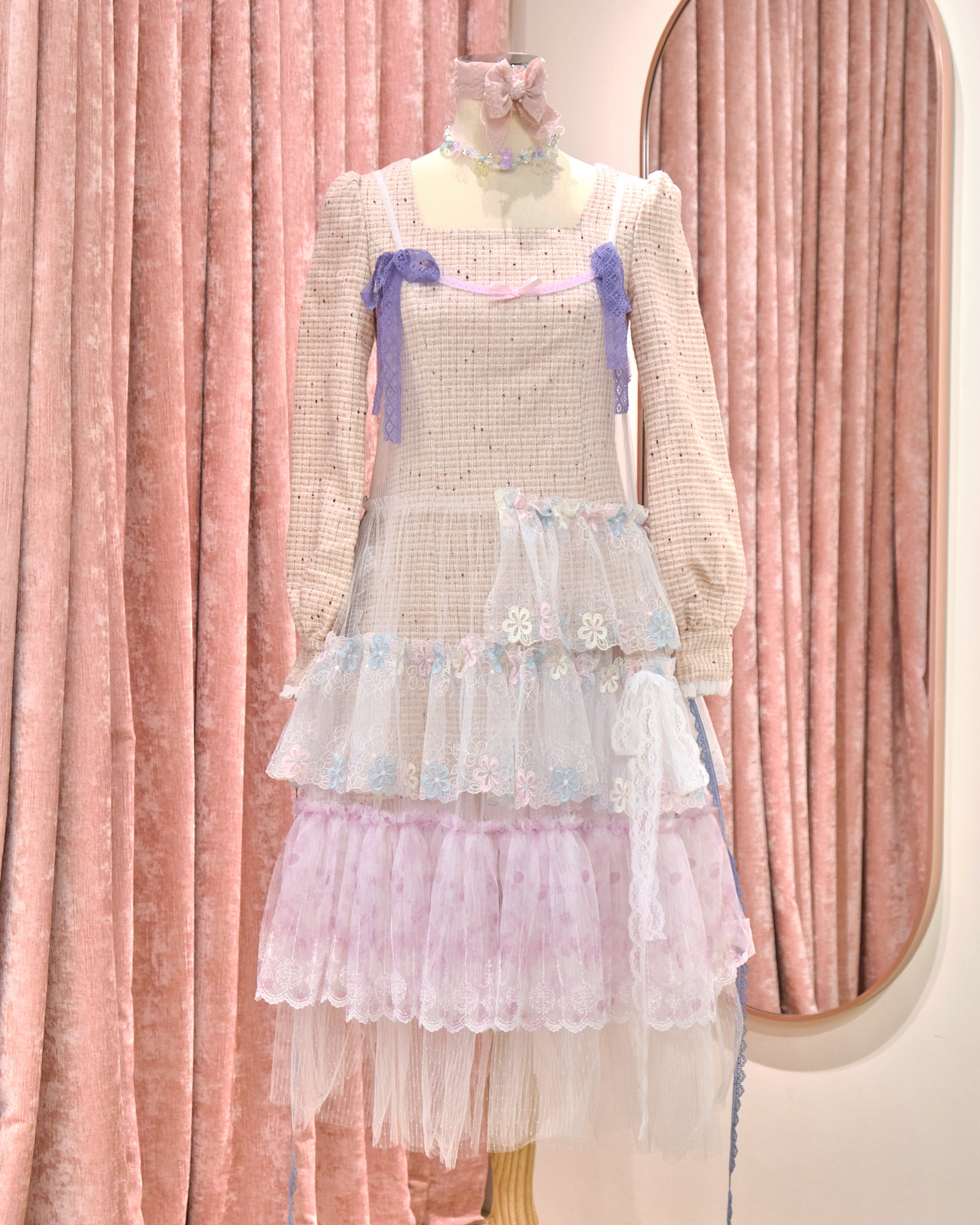 12883 Classic Lace Strap Cupcake Long Dress Cover