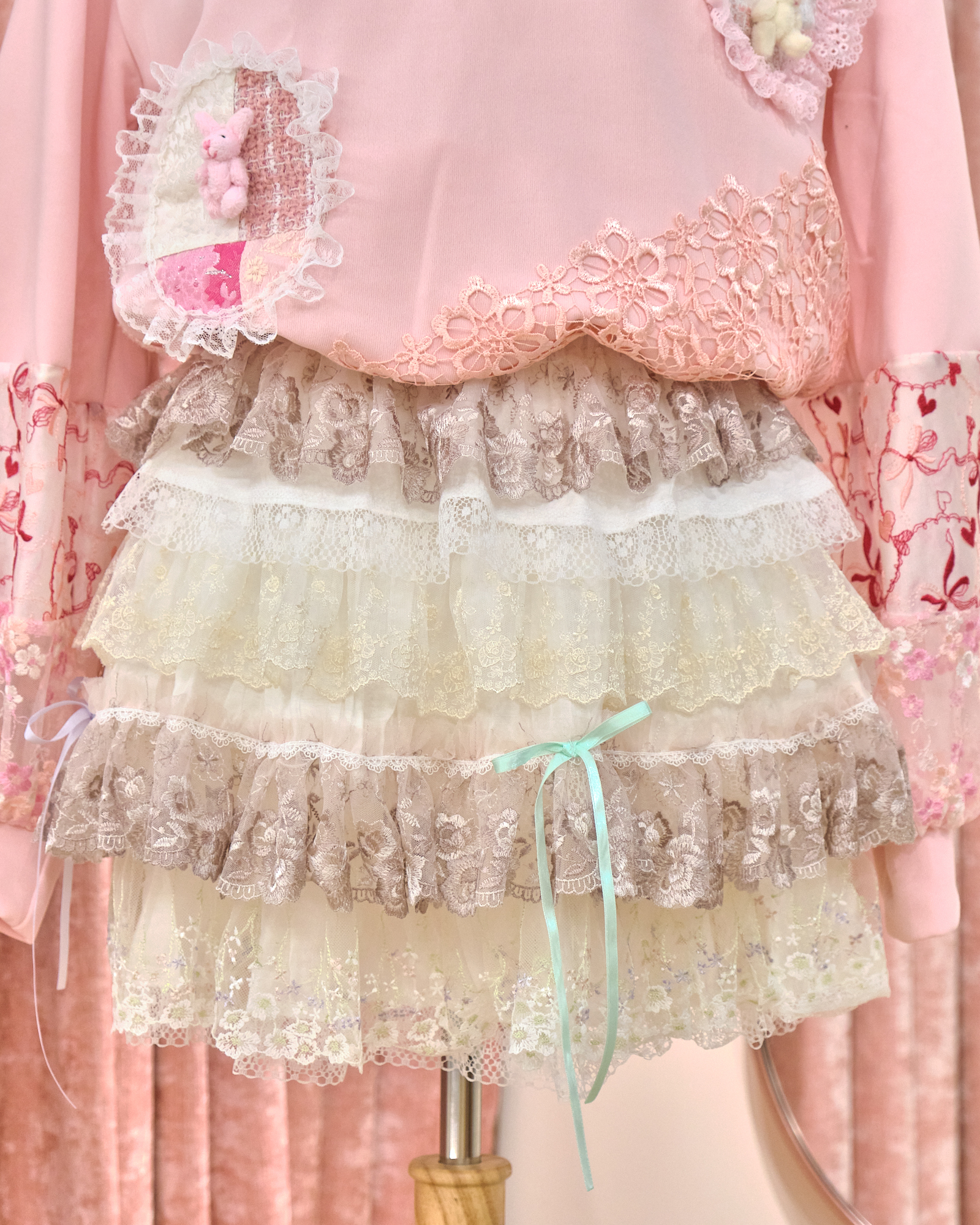 12878 Classic Lace Cupcake Skort