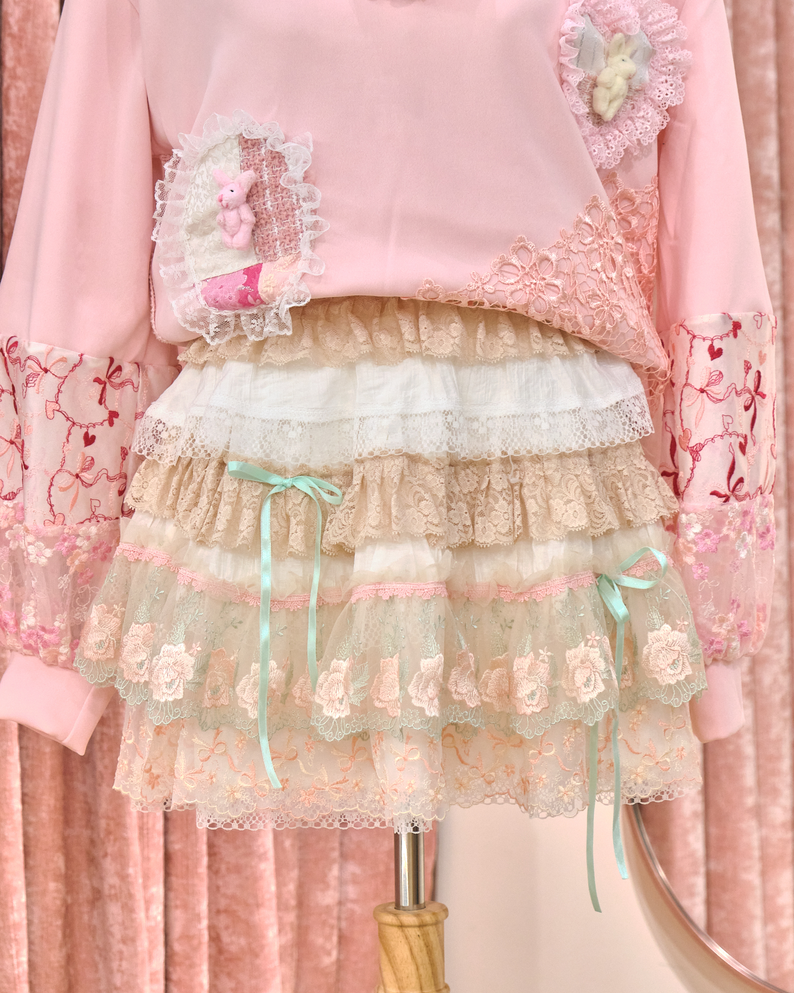 12877 Classic Lace Cupcake Skort