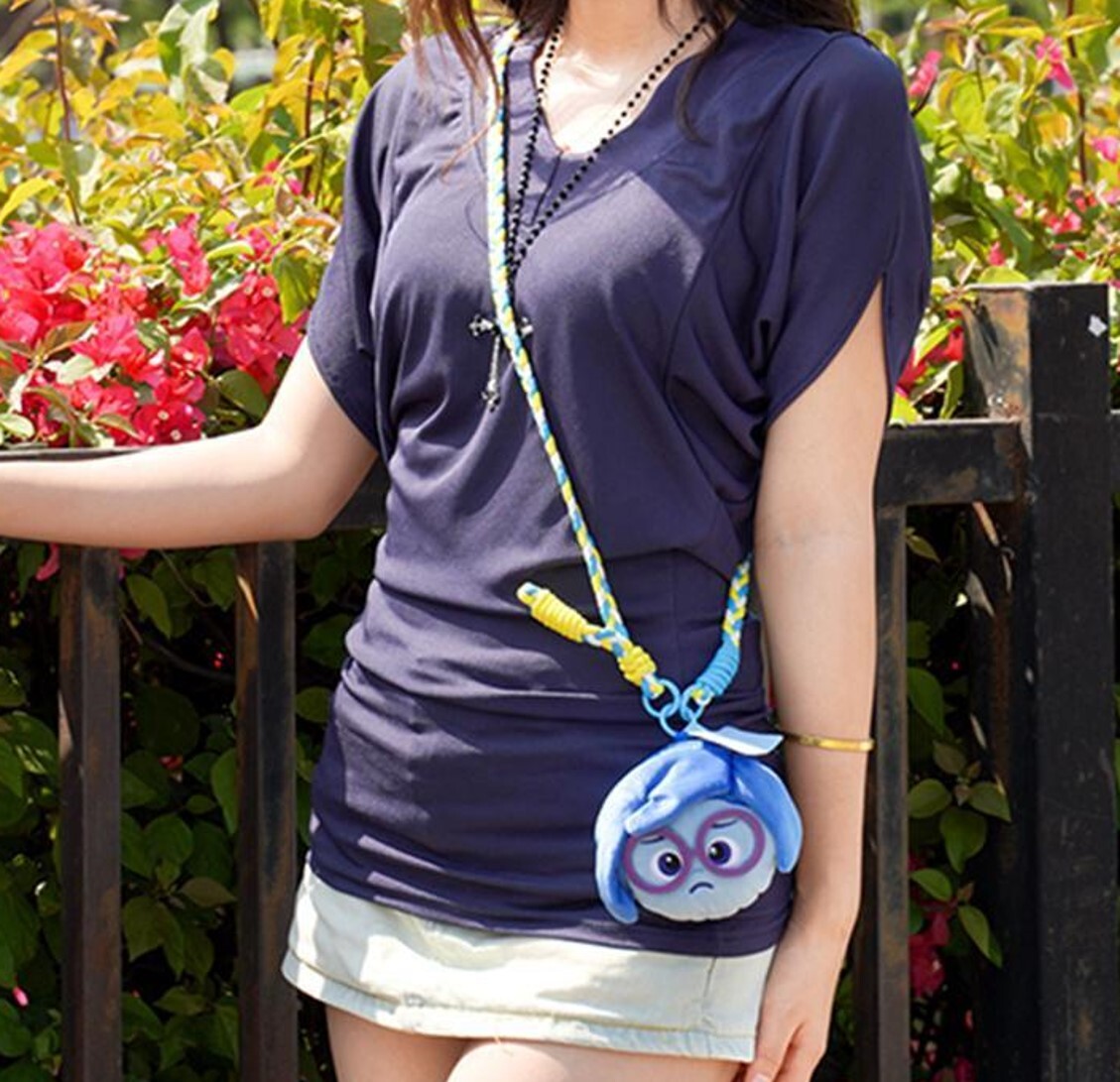 迪士尼玩轉腦朋友 毛絨公仔手機掛繩零錢包|阿愁