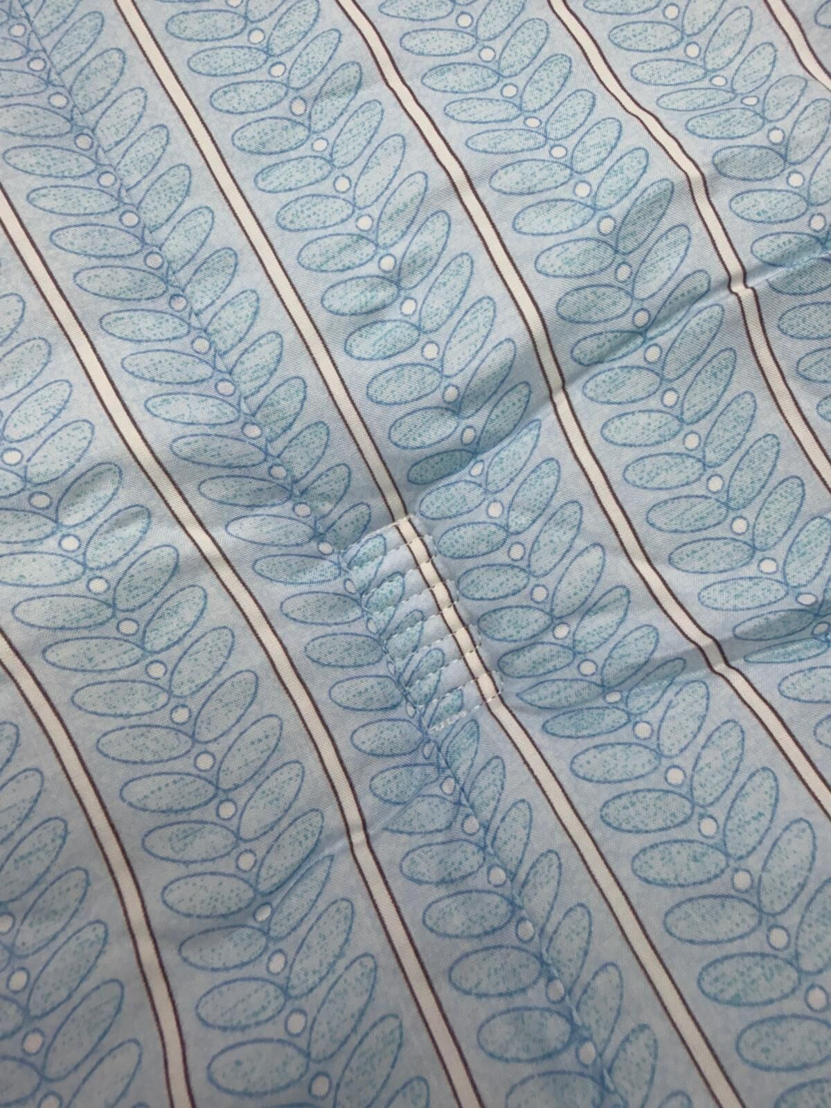 韓國 "正被" (預訂，購買前請先聯絡店主）