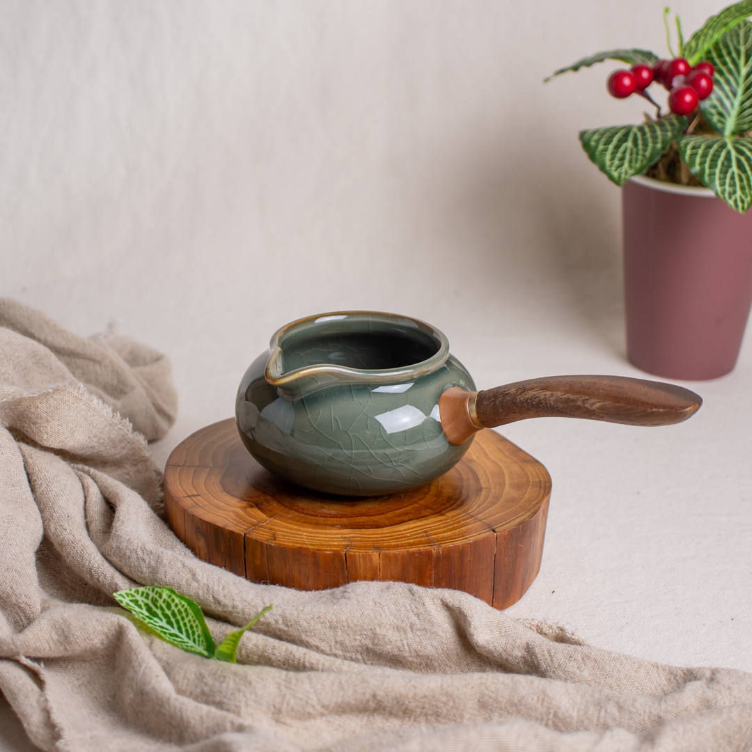 墨綠哥窯木柄側把茶海