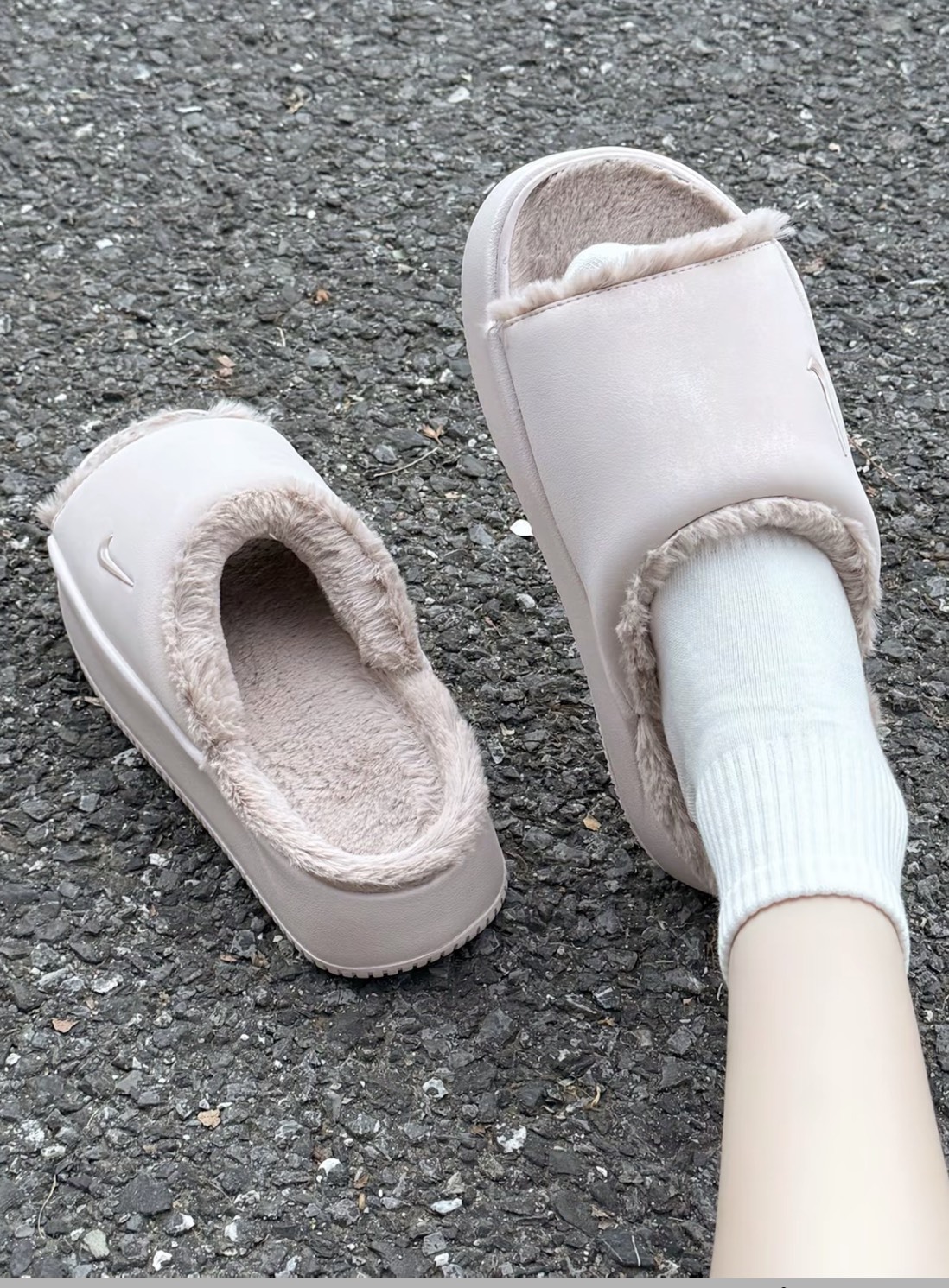 NIKE CALM ELEVATION FUR 舒适百搭 橡胶 一字拖鞋 女款 米粉色