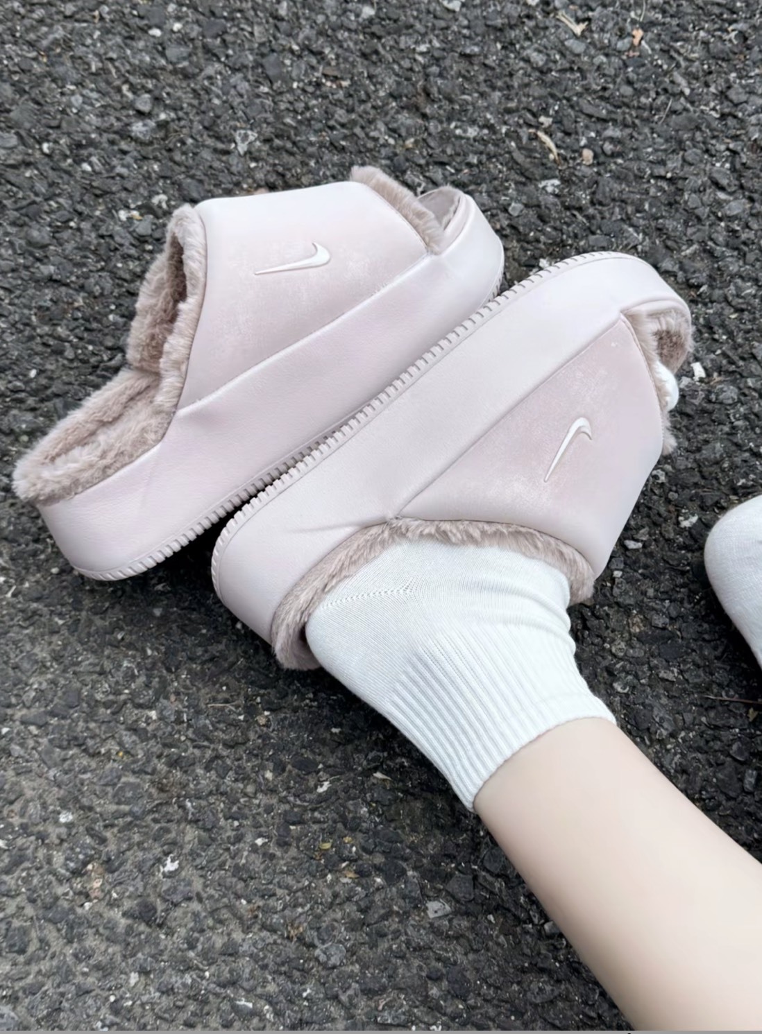 NIKE CALM ELEVATION FUR 舒适百搭 橡胶 一字拖鞋 女款 米粉色