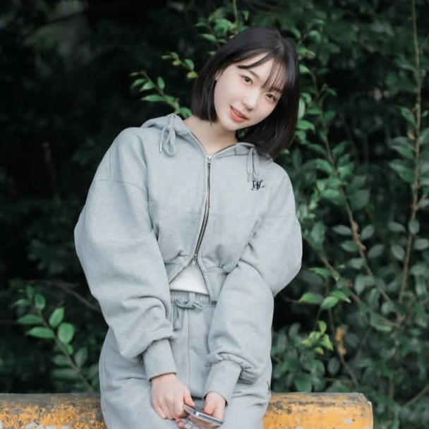 WAL Wooalong 刺繡 小標 短版 雙拉鍊 長袖 連帽外套 四色