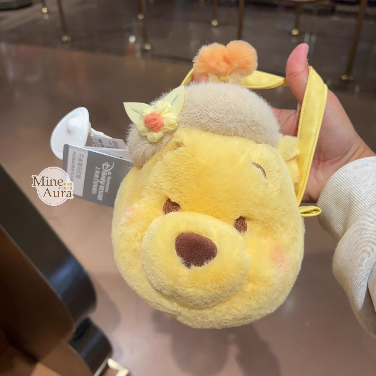 蝴蝶小熊維尼 Winnie the Poo 系列 絨毛大頭造型 斜背 小包 -上海迪士尼樂園