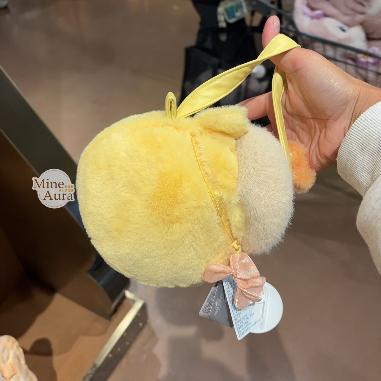 蝴蝶小熊維尼 Winnie the Poo 系列 絨毛大頭造型 斜背 小包 -上海迪士尼樂園